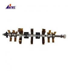 Las piezas de repuesto del cajero automático Hitachi WCS Sheet Roller Shaft Assy M7613170A