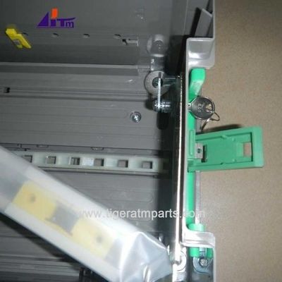Partes de la máquina de cajero automático NCR S1 Caseta de moneda con llave y candado de metal 445-0631970 445-0728451