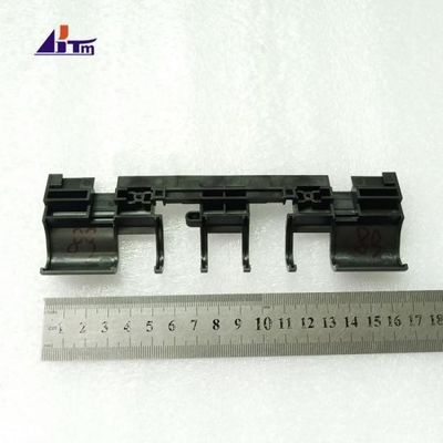 Las piezas de repuesto del cajero automático NCR S2 SNT Post Pinch Guide 445-0761208-89 445-0752120