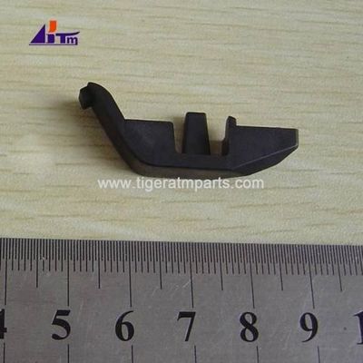Las piezas de repuesto de los cajeros automáticos Diebold Opteva Stacker Bump Endplate Right 49200673000A